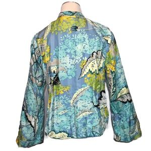 Citron Tops - Citron Silk Floral Print Button Front Blouse Citron Tops - Citron Silk Floral Print Button Front Blouse